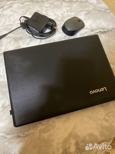 Ноутбук lenovo