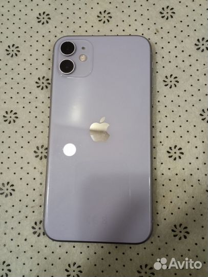 iPhone 11, 64 ГБ