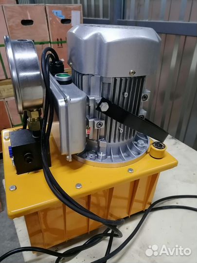 Маслостанция гидростанция для пресса 700 бар