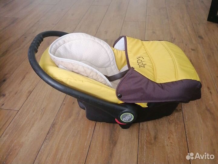 Переноска для детей в машину