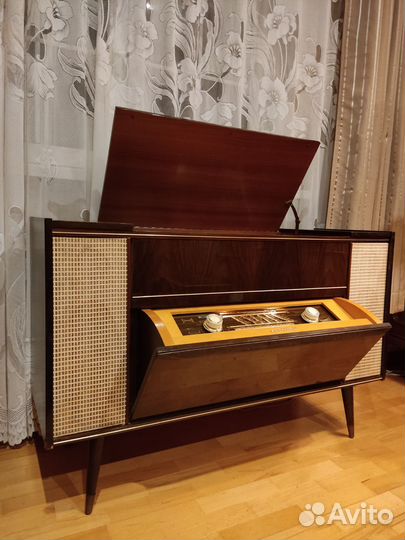 Ламповая радиола Graetz