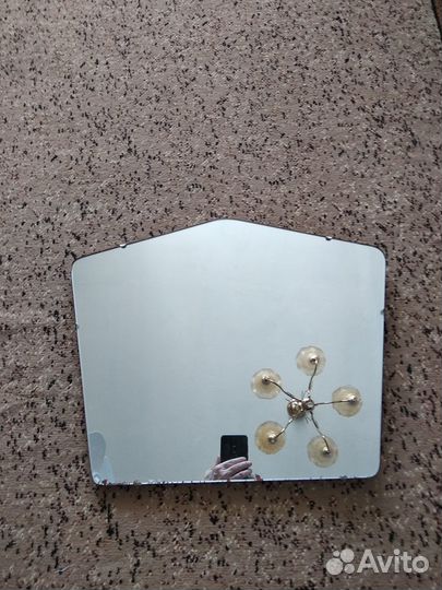 Раковина с зеркалом