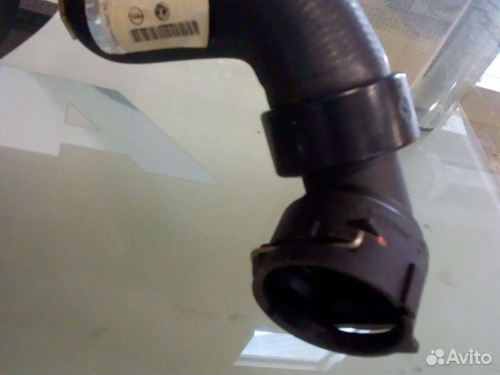 Патрубок радиатора Опель