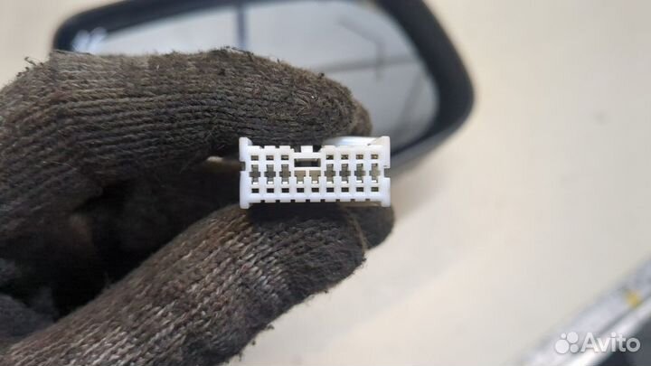 Зеркало боковое правое Infiniti QX56, 2010