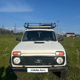 LADA 4x4 (Нива) 1.7 МТ, 2001, 190 000 км