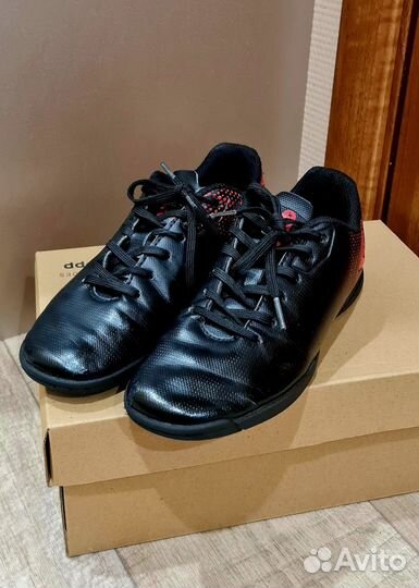 Футбольные бутсы 35 размер