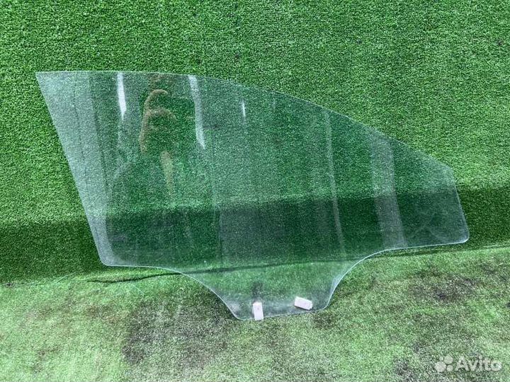 Стекло двери переднее левое Kia Rio седан 1.4 2014