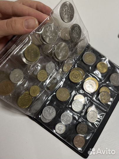 Юбилейные монеты альбом
