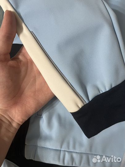 Разминочная куртка swix