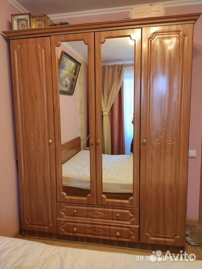 Спальный гарнитур бу