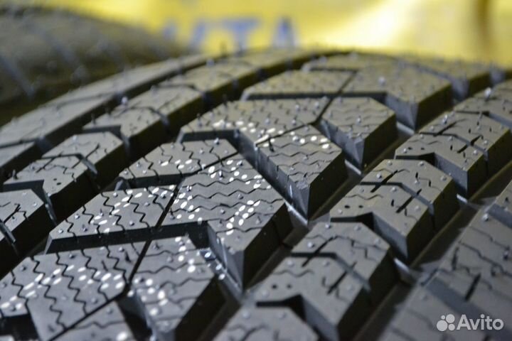 Tourador Winter Pro TSU1 245/45 R19