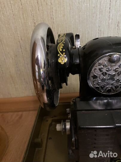 Швейная машинка