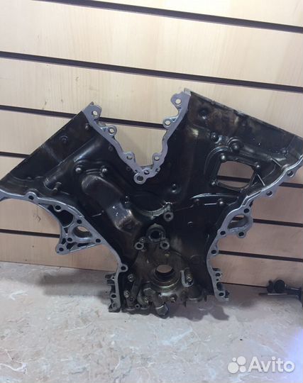 Передняя крышка двигателя Lexus GS300, 3GR FSE