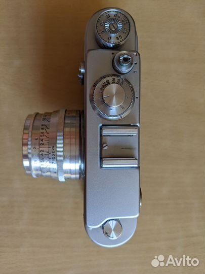 Плёночный фотоаппарат зоркий-4