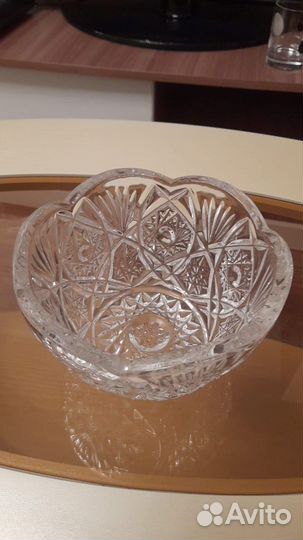 Ваза хрустальная