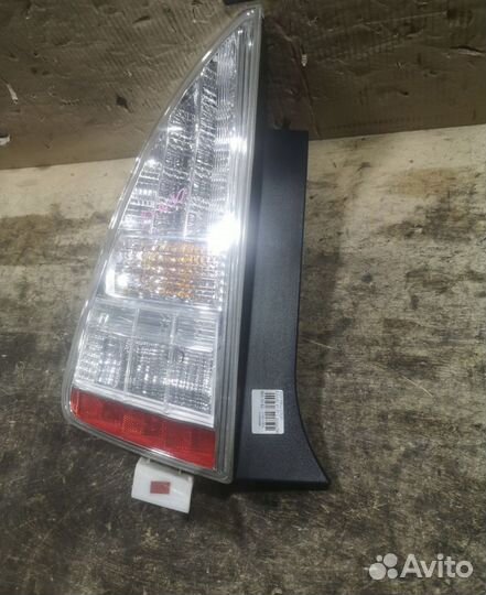 Стопы комплект Toyota Prius zvw30 диодные