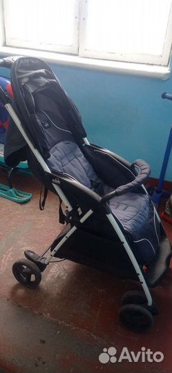 Прогулочная коляска cam