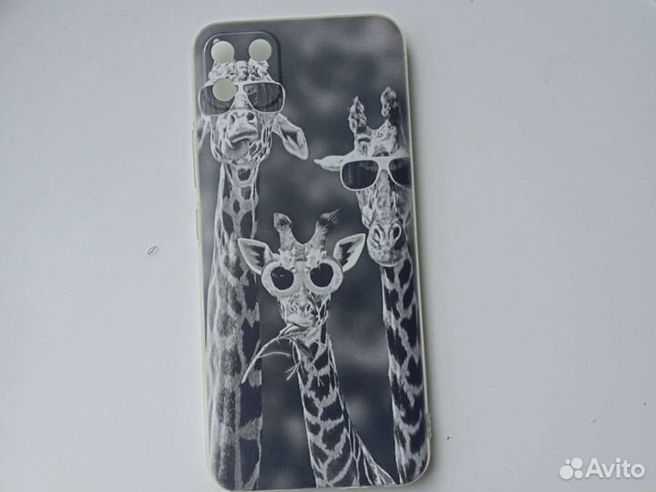 Чехлы на телефон realme C11