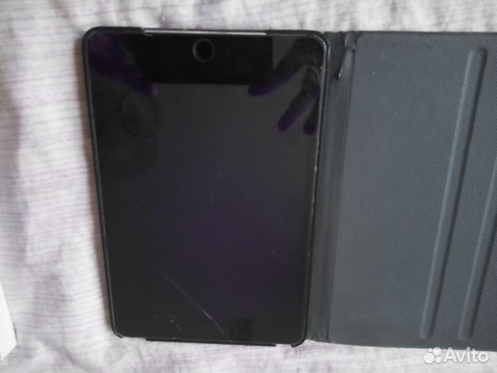 Планшет apple iPad mini 4