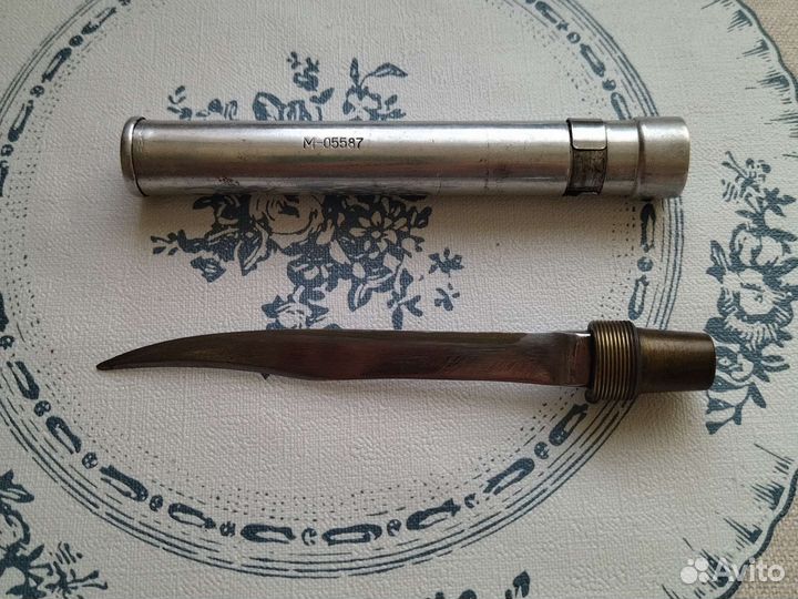 Нож на резбе