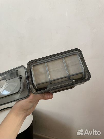 Робот - пылесос