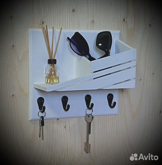 Ключница настенная из дерева
