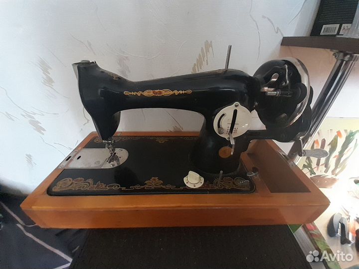 Продаю швейную машинку Подольск