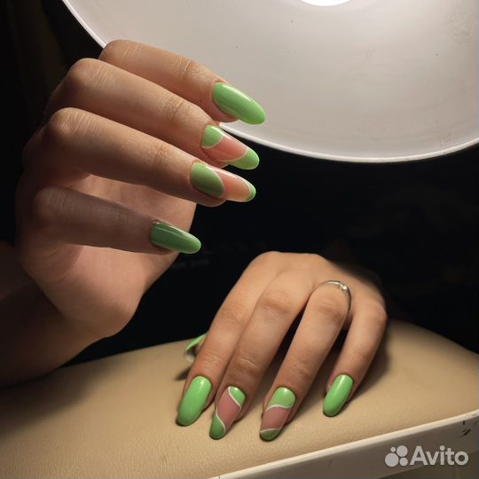 Маникюр на дому