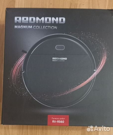 Робот пылесос Redmond RV-R560