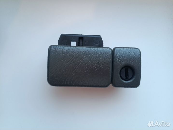 Ручка бардачка Suzuki Skywave