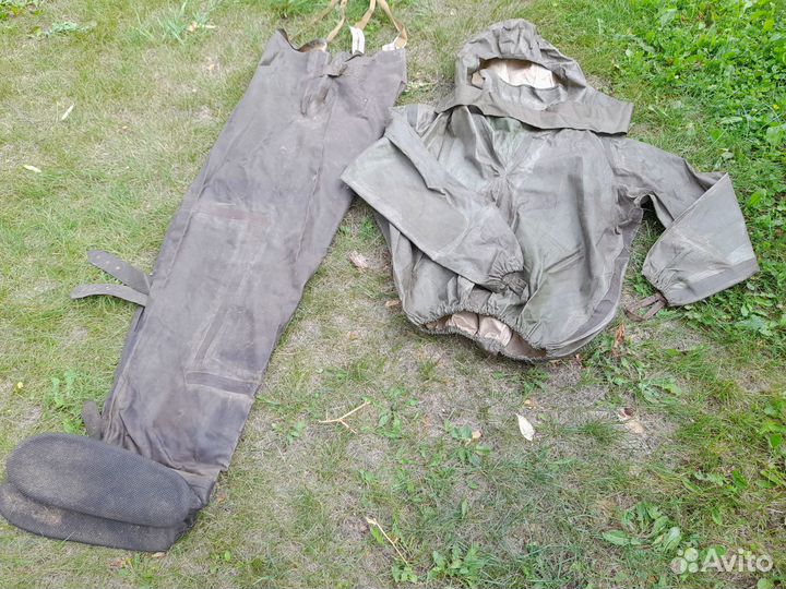 Бродни-сапоги р.45 качество ссср,рез.лодка Нырок-2