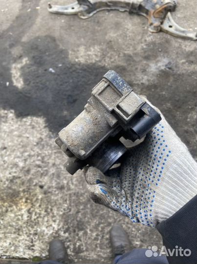 Дроссельная заслонка Fiat Albea 1,4