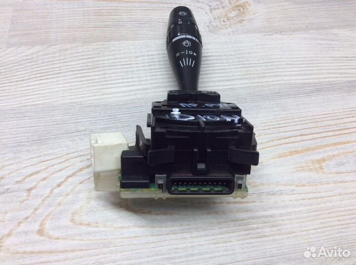 Переключатель стеклоочистителей левый Mitsubishi