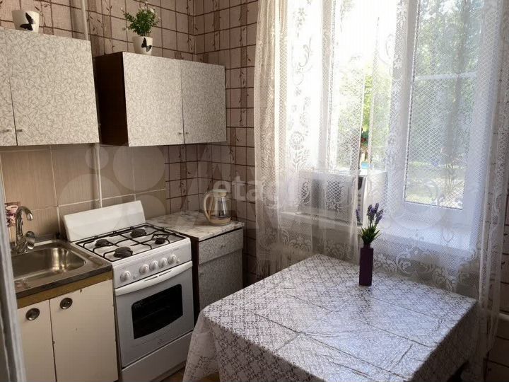 3-к. квартира, 64,5 м², 1/3 эт.