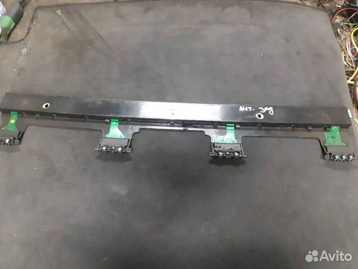 Антенна Mercedes-Benz S-Class сзади A2208200089