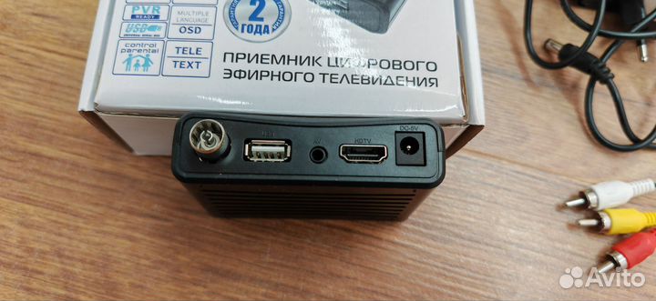 Тв приставка Denn Ddt121