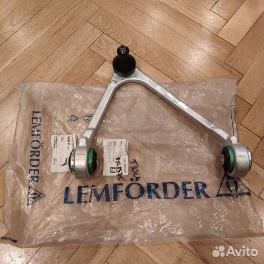 Рычаг верхний правый Lincoln LS 2000-2006