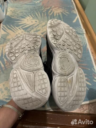 Кроссовки мужские 38