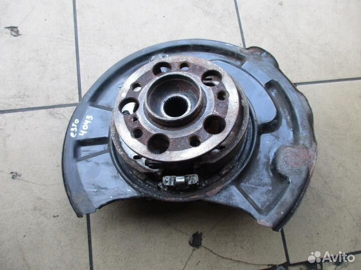 Кулак подвески задний левый w211 E-class 272.97