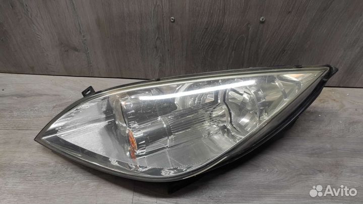 Фара левая Mitsubishi Colt Z34A