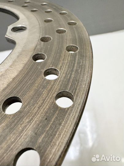 Задний тормозной диск Yamaha MT-09 2017 год