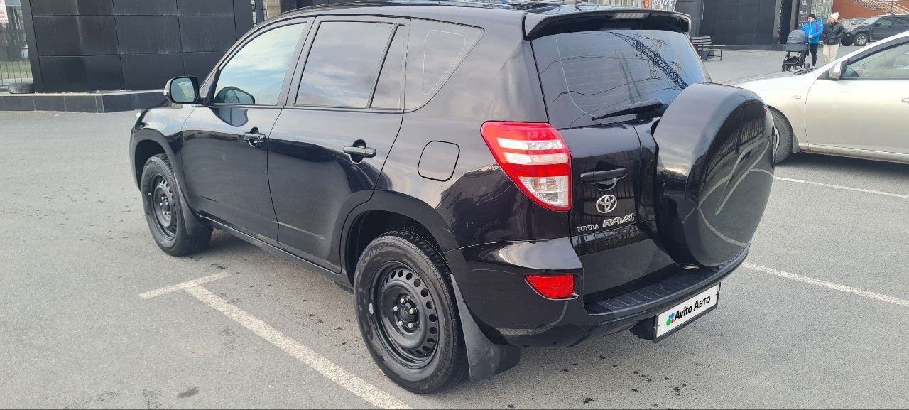 Toyota RAV4: фото владельца