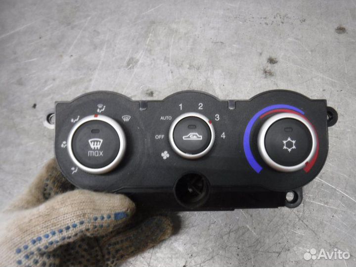 Блок управления отопителем Лада Калина 2 21127