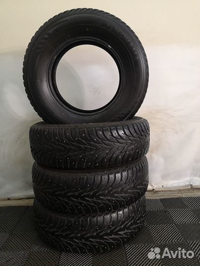 Yokohama Ice Guard Stud IG55 225/70 R16