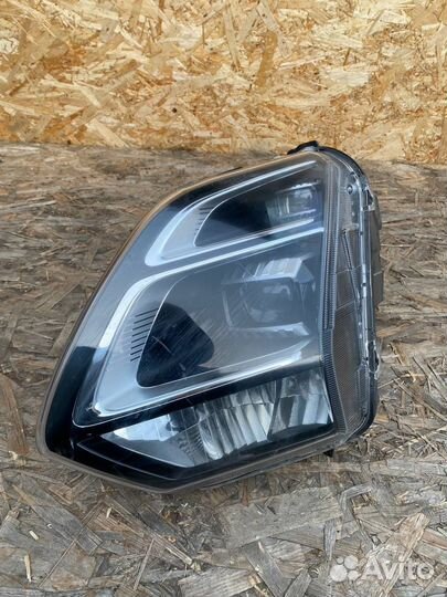 Фара левая Omoda C5