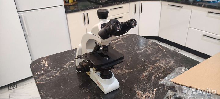 Микроскоп биологический Микромед 1 (3 LED inf.)