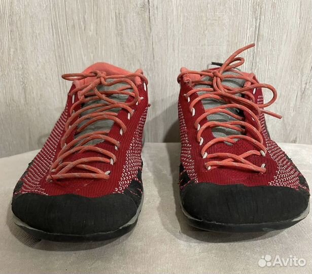 Треккинговые кроссовки La Sportiva TX2