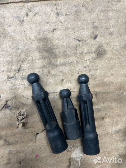 Крепление Ford Focus 3 CB8 mgda 2013