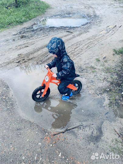 Продам беговел