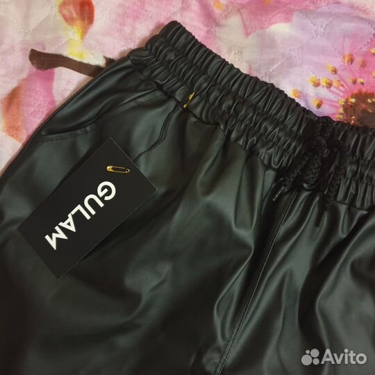 Шорты кожаные новые